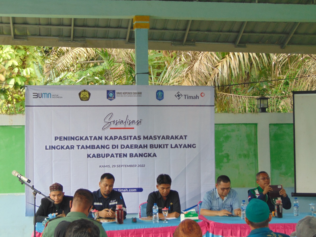 PT. Timah Tbk tingkatkan  kapasitas masyarakat lingkar tambang di Desa Bukit Layang